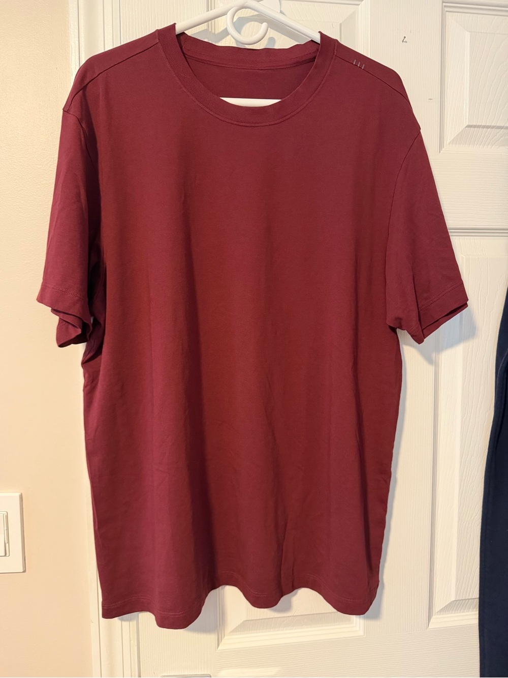 Lululemon Men's Crew Neck T-Shirt in Burgundy Bay - Zeroed In Men’s XL
